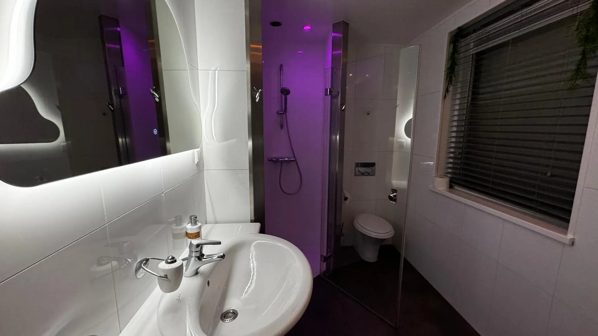 Spartementen By Pure-Zen Rotterdam Apartment